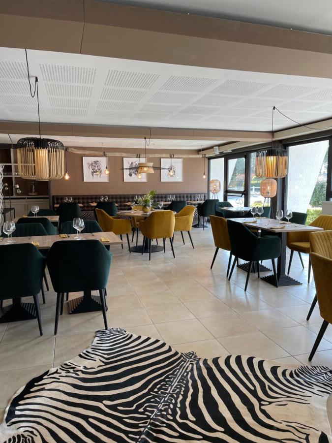Le Regina Hotel Restaurant อาร์เดอโล-ปลาจ ภายนอก รูปภาพ