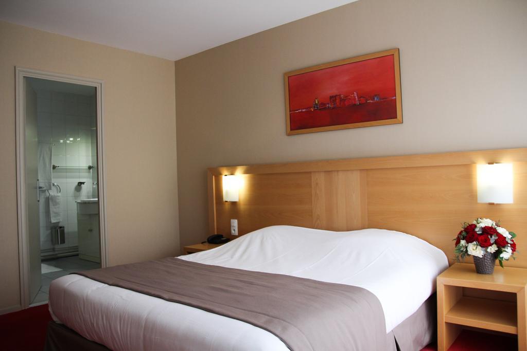 Le Regina Hotel Restaurant อาร์เดอโล-ปลาจ ห้อง รูปภาพ