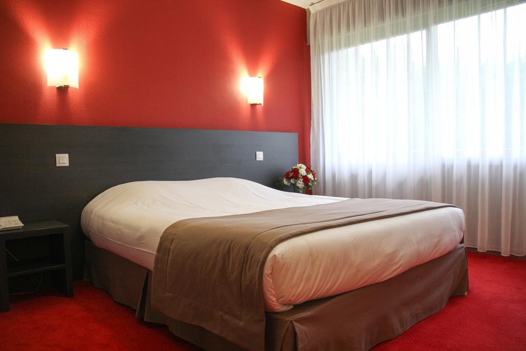 Le Regina Hotel Restaurant อาร์เดอโล-ปลาจ ห้อง รูปภาพ