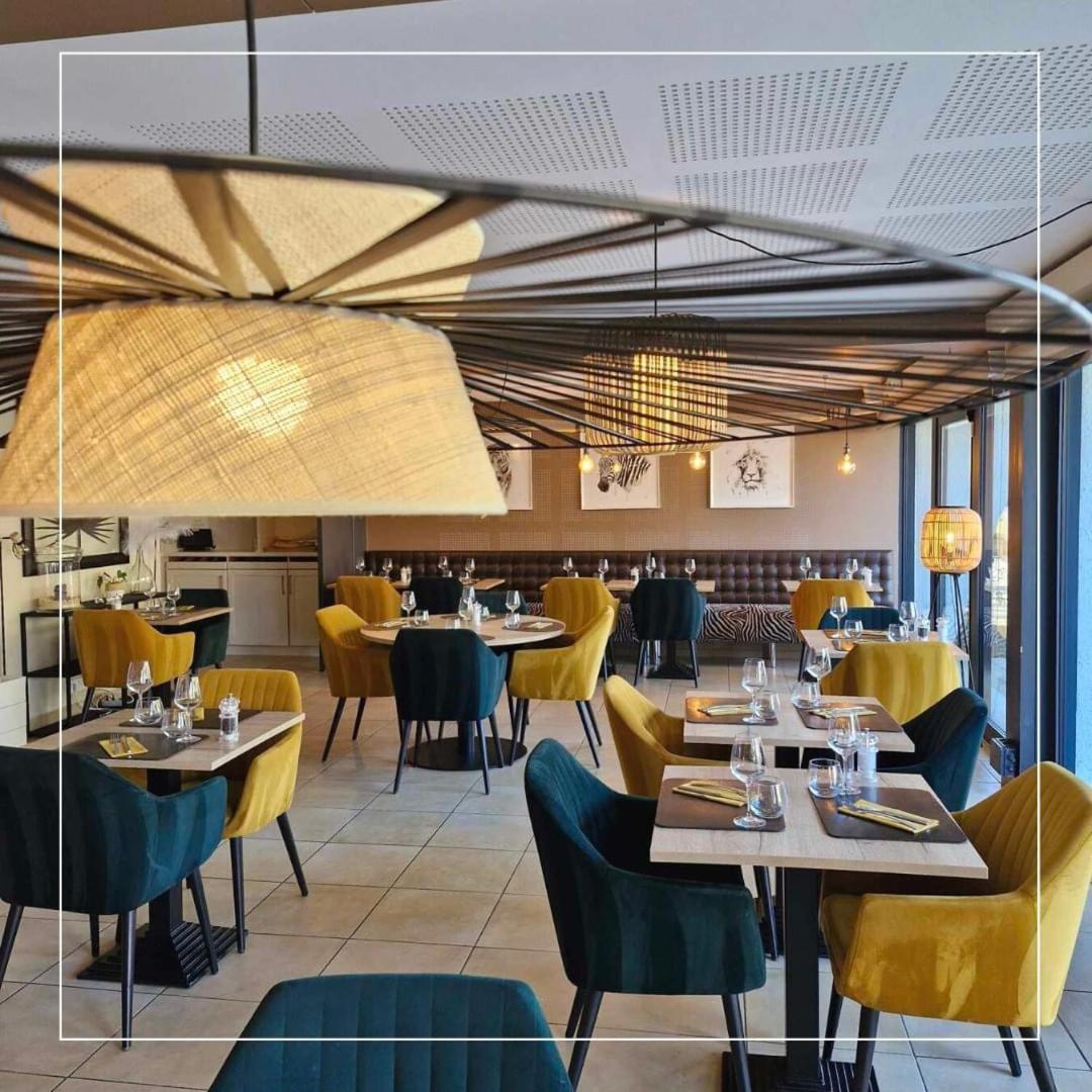 Le Regina Hotel Restaurant อาร์เดอโล-ปลาจ ภายนอก รูปภาพ